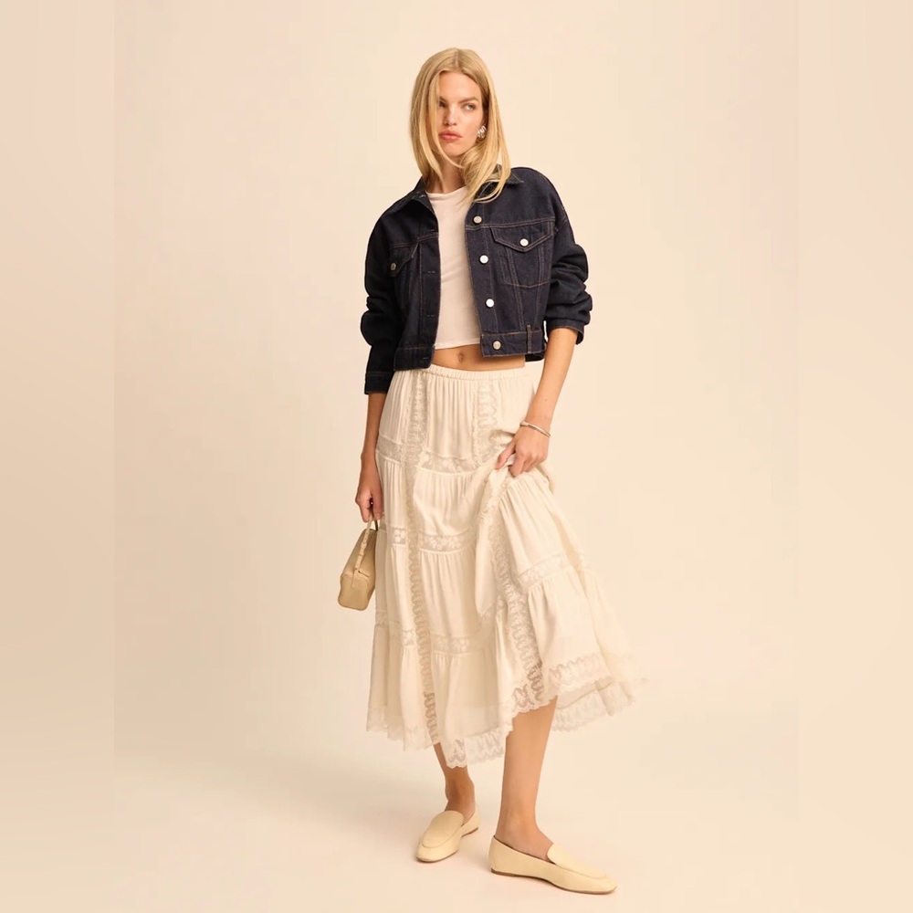 Reformation Maevie Skirt In Cream, brand new, never worn, no flaws.
